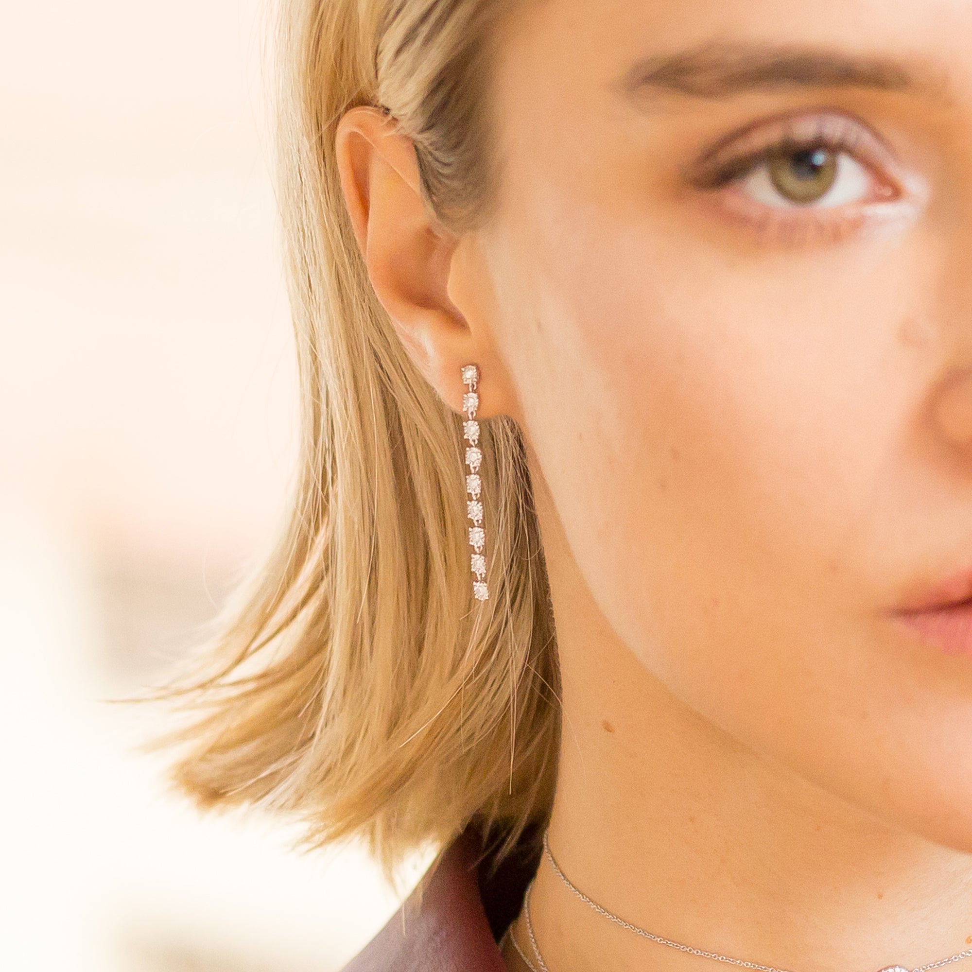18k Gold Dangle Asymmetry White Diamond Earring - Genevieve Collection
