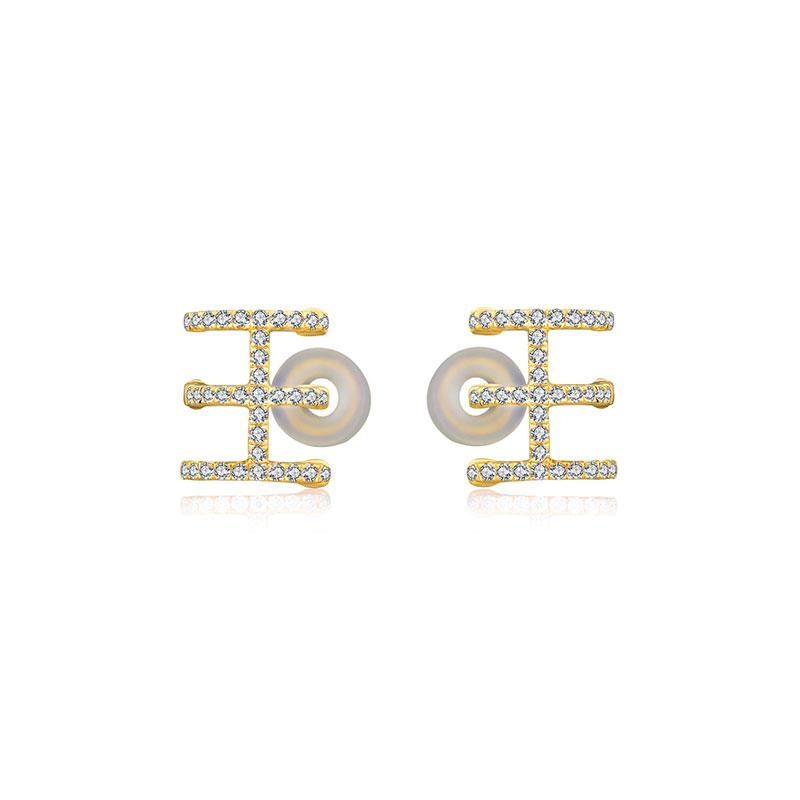 18k Gold Triple Line Diamond Ear Cuff - Genevieve Collection