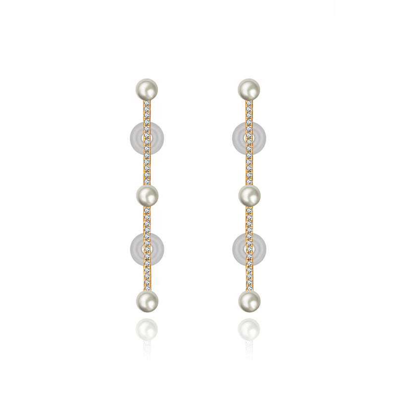 18k Gold Vertical Line Diamond Ear Cuff with Pearl - Genevieve Collection