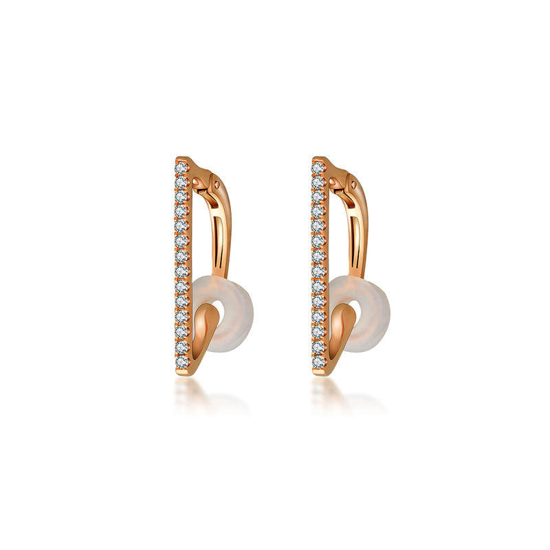 18k Gold Vertical Line Diamond Ear Cuff - Genevieve Collection