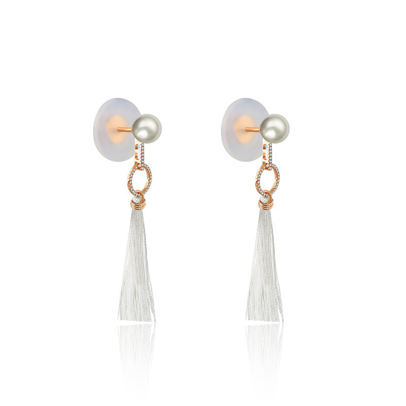 18k Gold Round Shape Tassel Diamond Earring With Pearl - Genevieve Collection