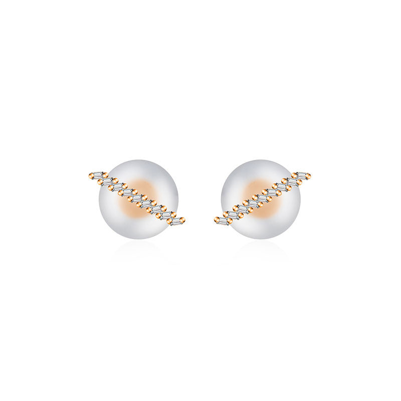 18k Gold Slash Line Diamond Earring - Genevieve Collection