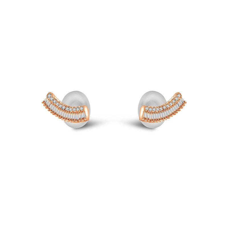 18k Gold Curve Shape with Rectangle Diamond Earring - Genevieve Collection