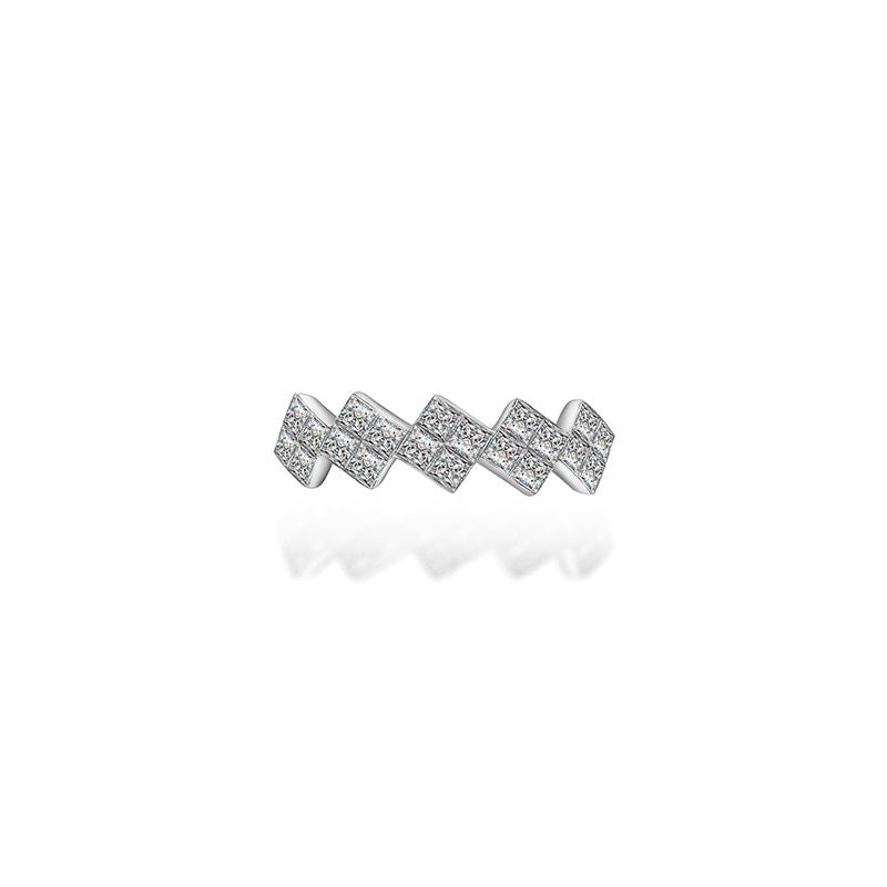 18k Gold Princess Square Diamond Ring - Genevieve Collection