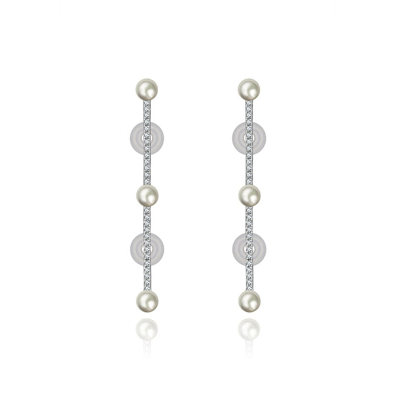18k Gold Vertical Line Diamond Ear Cuff with Pearl - Genevieve Collection