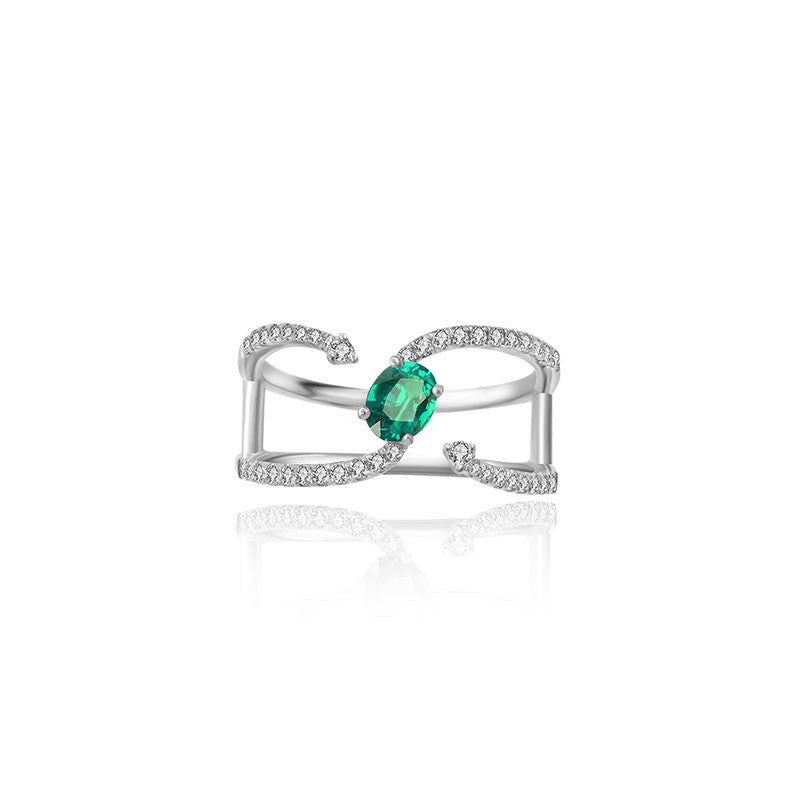 18k Gold Single Emerald Connected Diamond Ring - Genevieve Collection