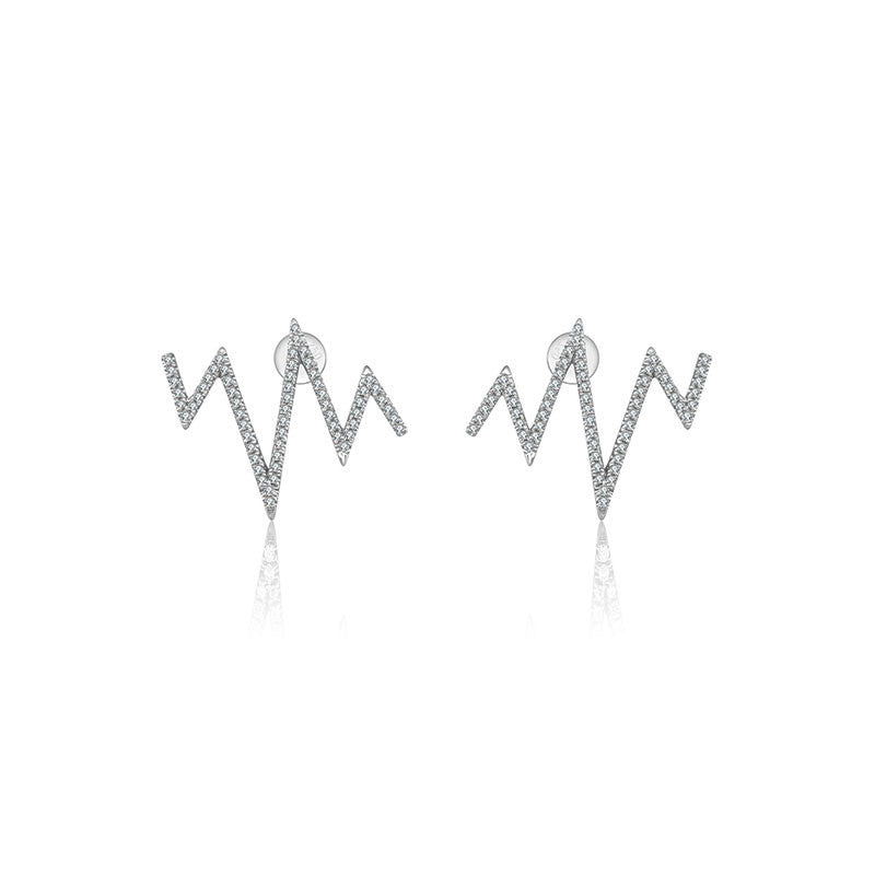 18k Gold Heartbeat Diamond Earring - Genevieve Collection