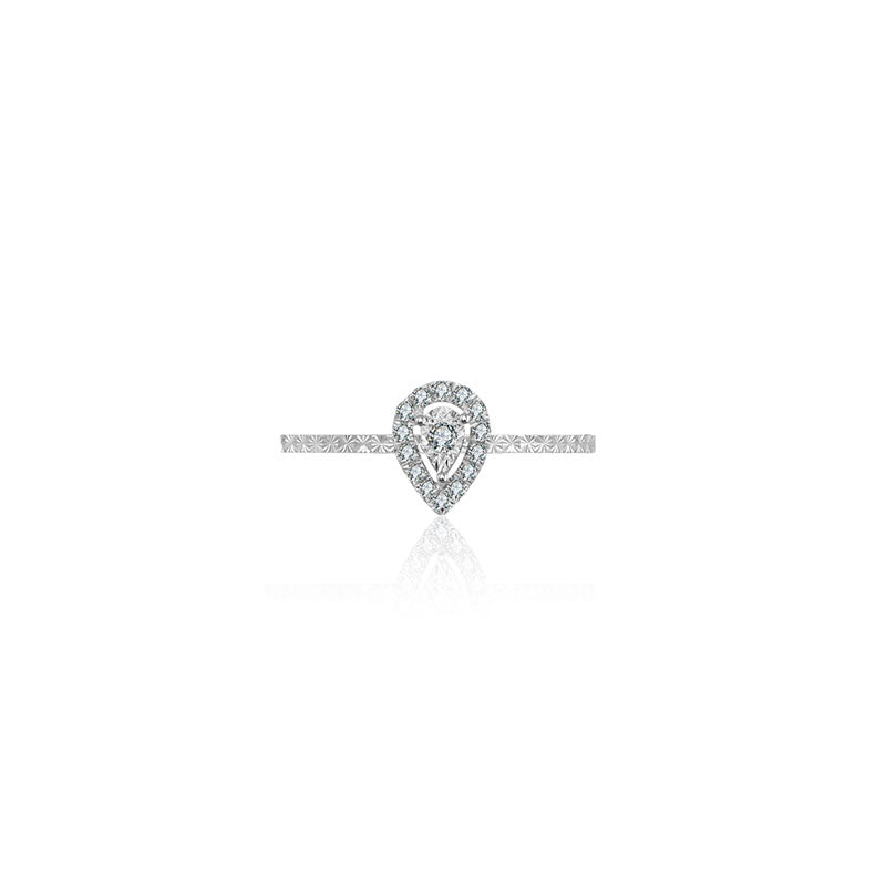 18k Gold Drop Shape Diamond Ring - Genevieve Collection