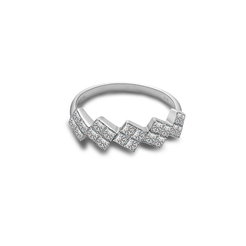 18k Gold Princess Square Diamond Ring - Genevieve Collection