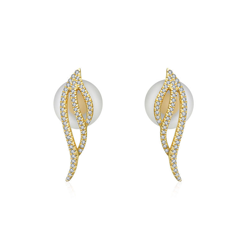 18k Gold Angel Wing Diamond Earring - Genevieve Collection