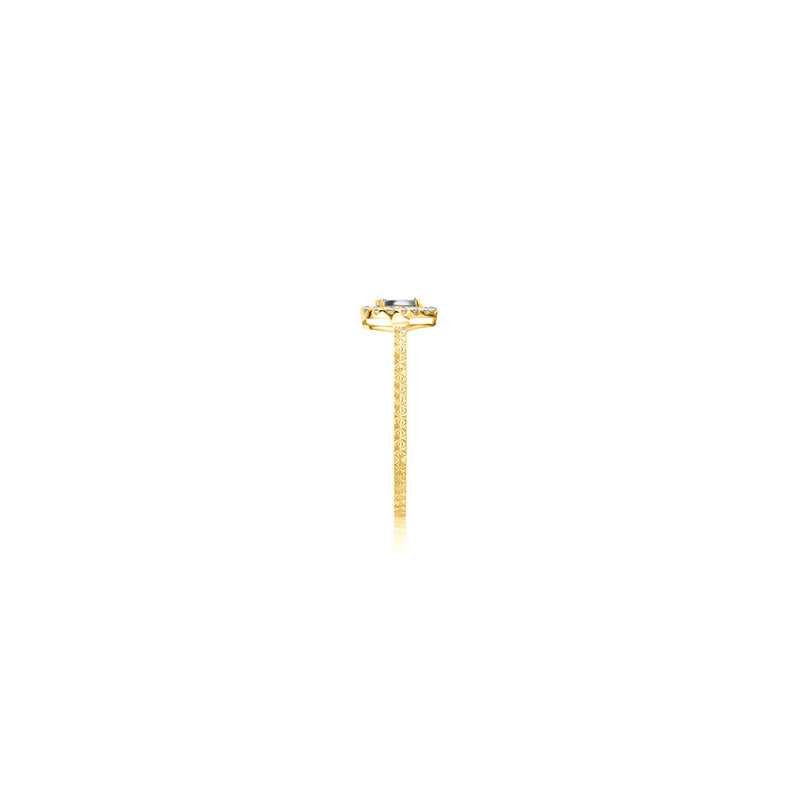18k Gold Drop Shape Diamond Ring - Genevieve Collection
