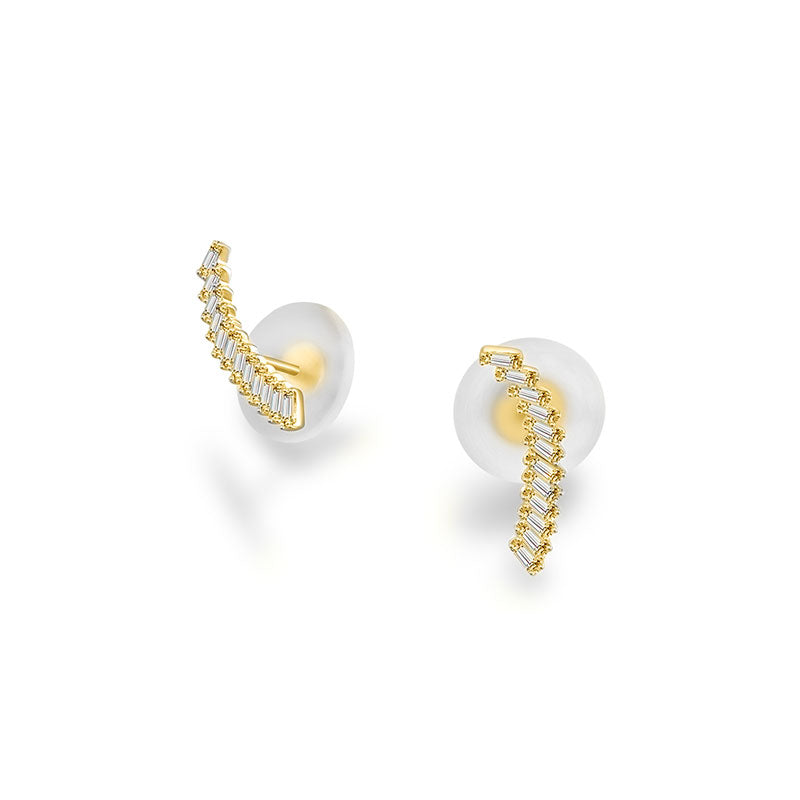 18k Gold Curve Line with Rectangle Diamond Earring - Genevieve Collection