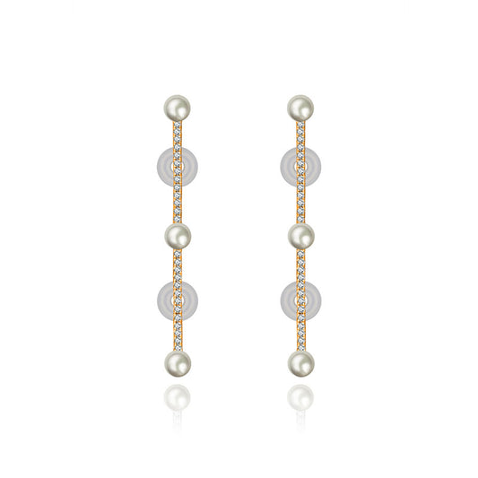 18k Gold Vertical Line Diamond Ear Cuff with Pearl - Genevieve Collection
