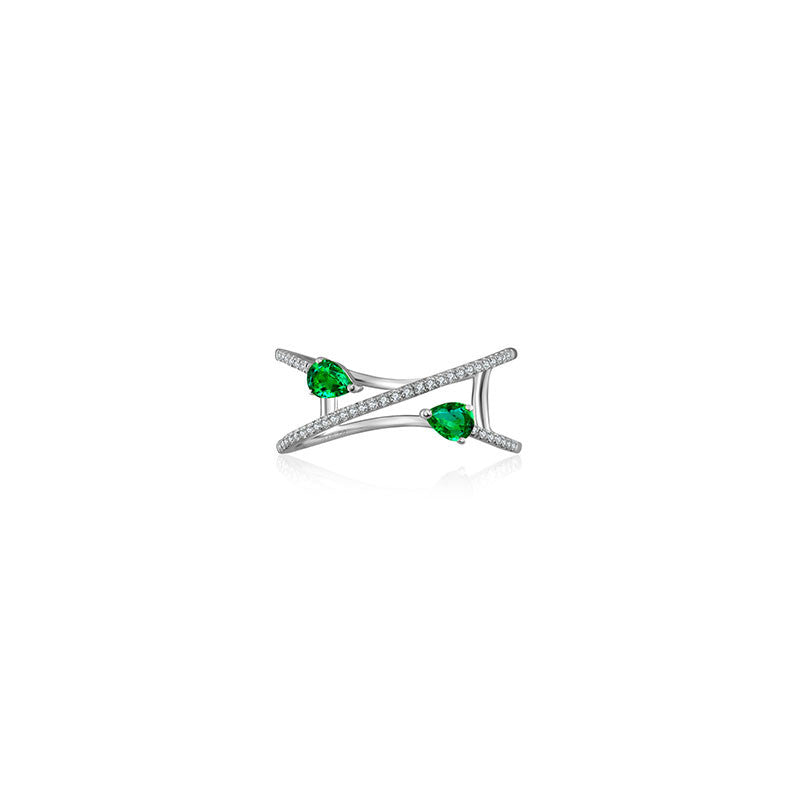 18k Gold Emerald Arrow Spiral Diamond Ring - Genevieve Collection