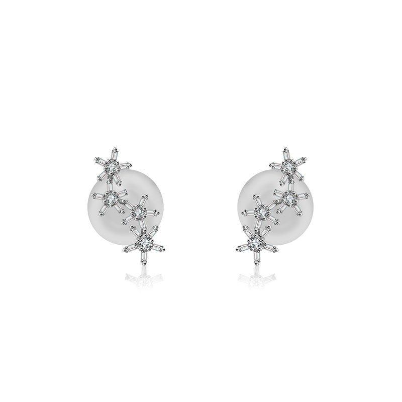 18k Gold Irregular Order Flower Shape Diamond Earring - Genevieve Collection