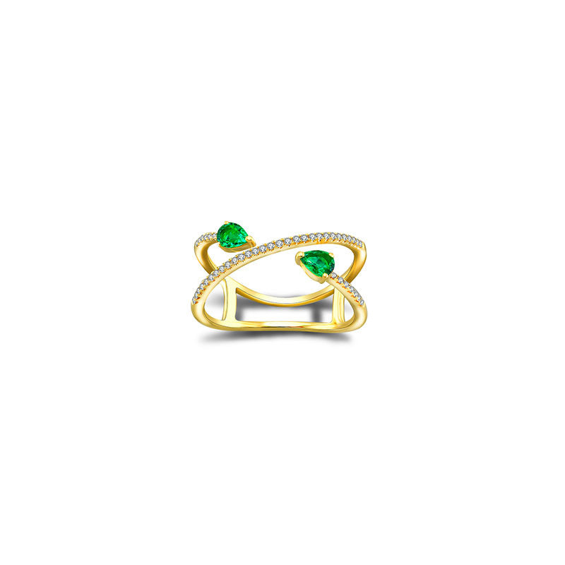 18k Gold Emerald Arrow Spiral Diamond Ring - Genevieve Collection