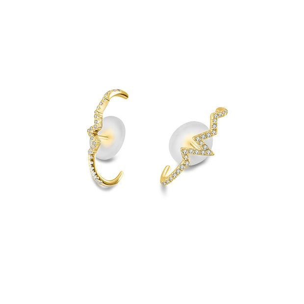 18k Gold Lightning Pattern Half Hoop Diamond Earring - Genevieve Collection